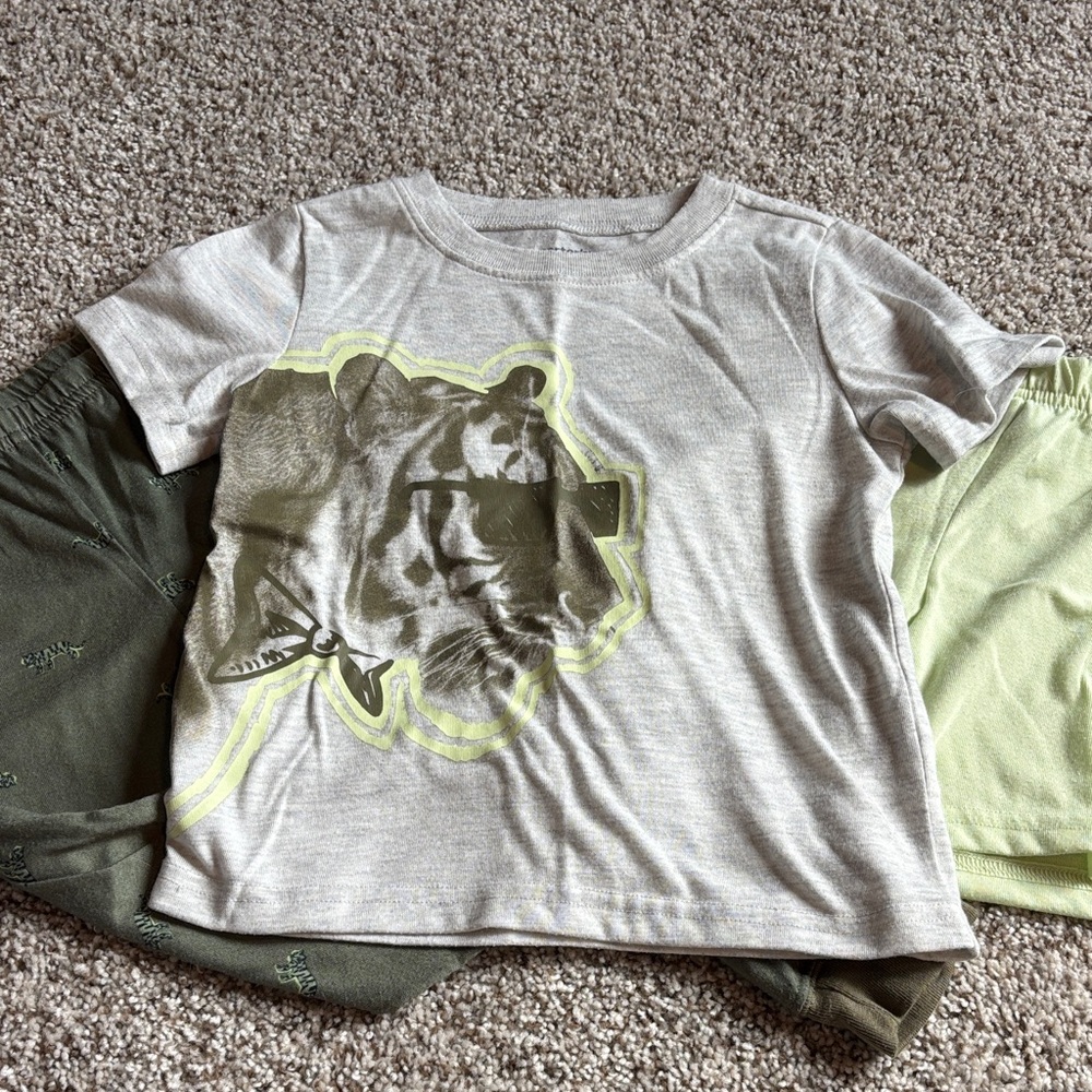 Set of 3 pieces-3T tiger pajamas; tshirt, shorts and pants